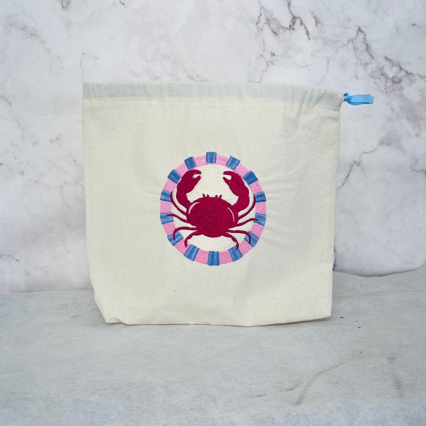Crabby drawstring bag