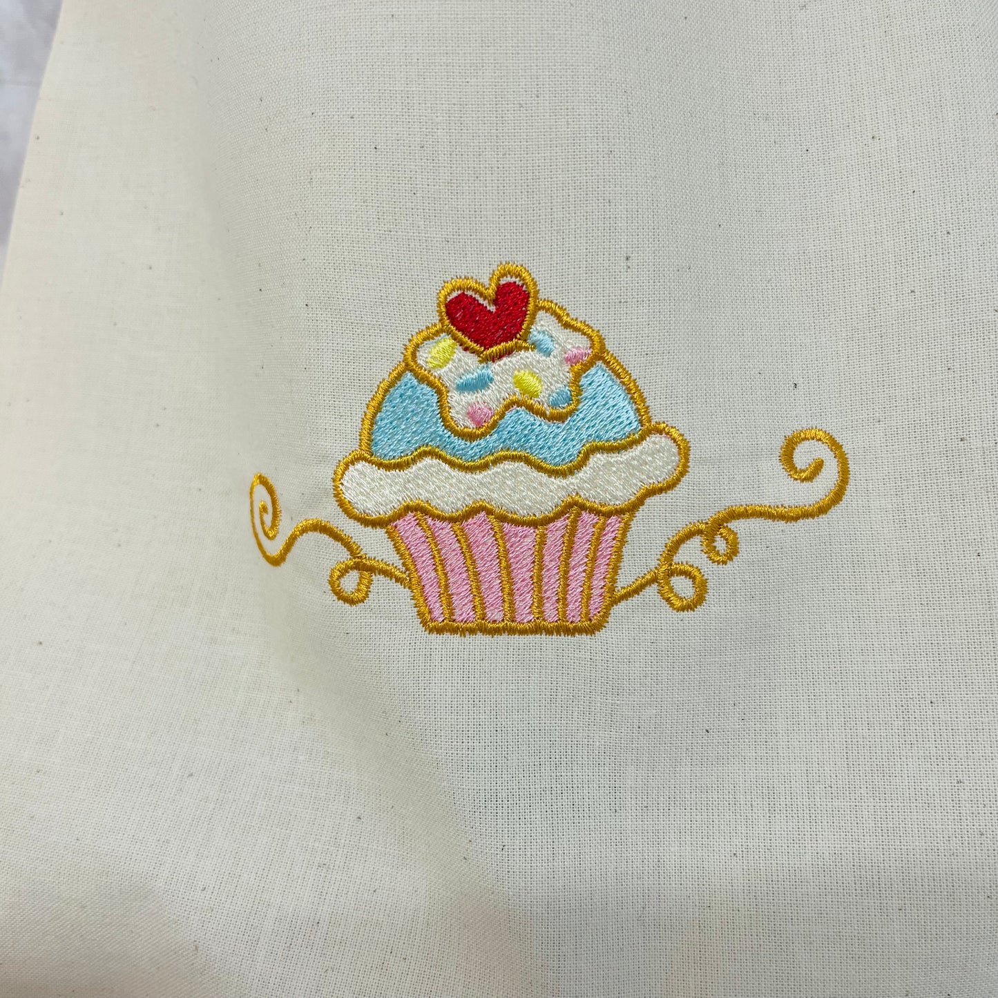 Cupcake gift bags