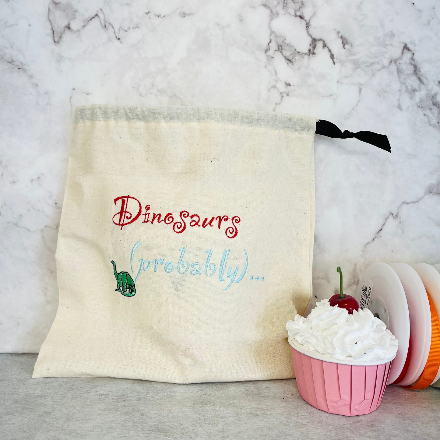 Dinosaur toy tidy bag