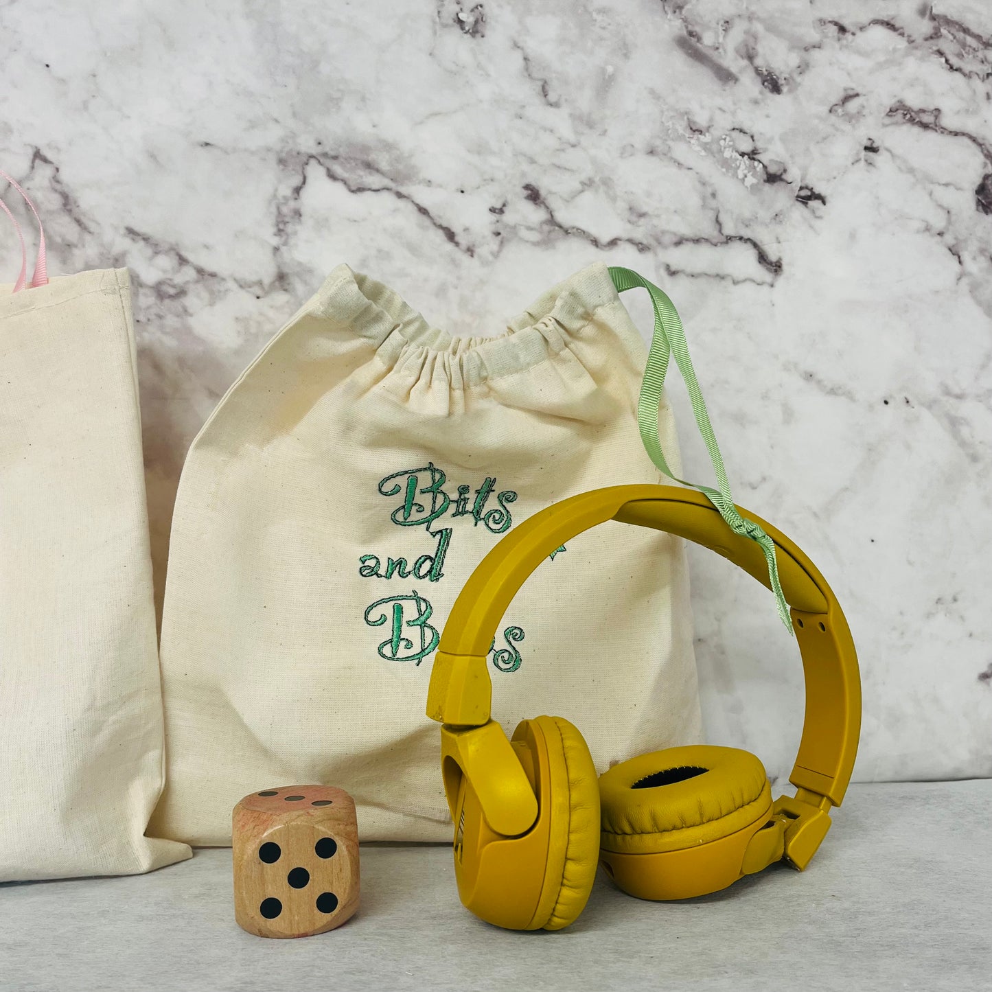 Bits and Bobs travel organiser bag