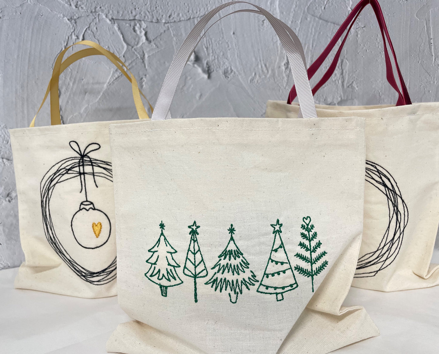 christmas gift bags, cotton party bag, Christmas trees, christmas party gift bags, fabric bags, eco christmas gift, present bag, reusable