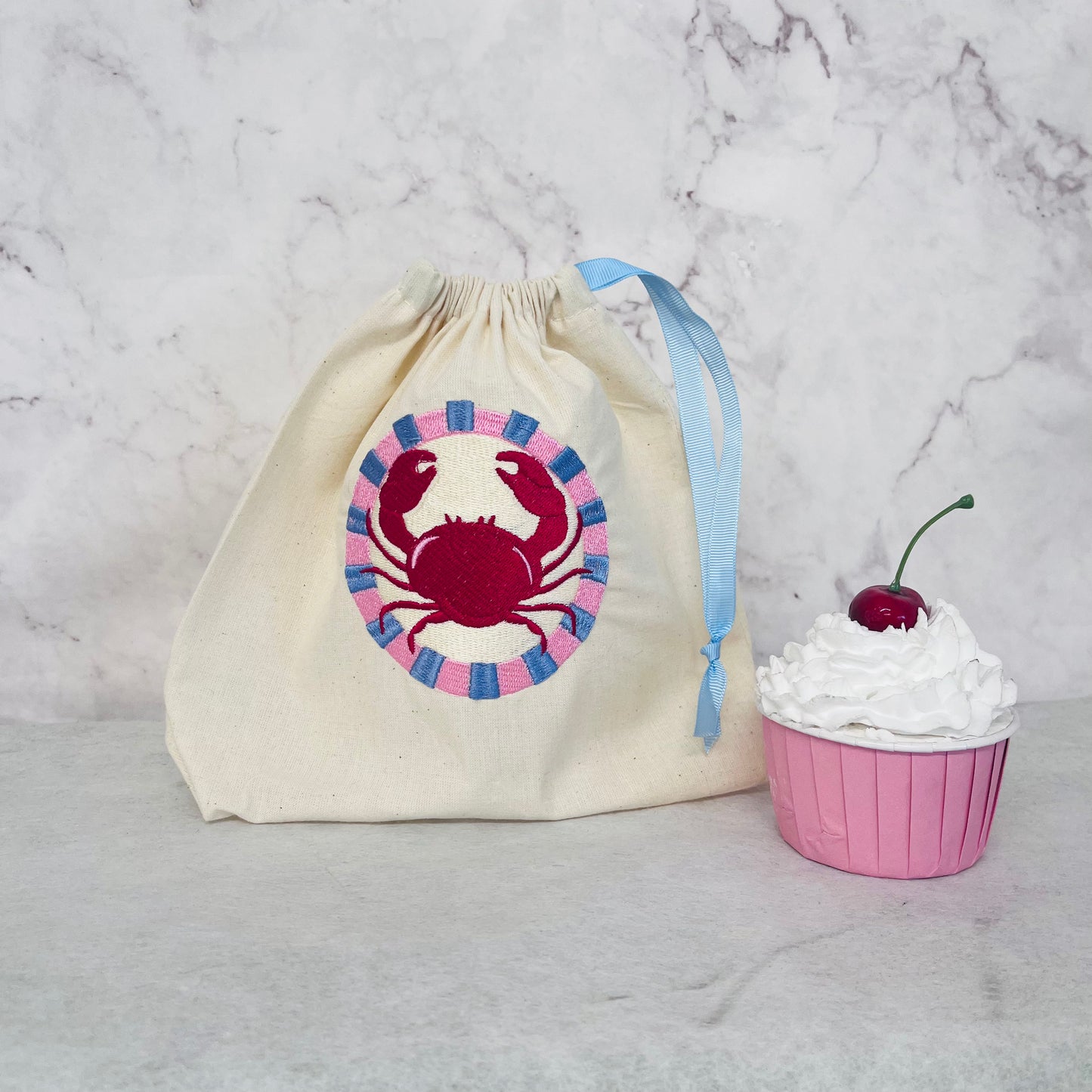 Crabby drawstring bag